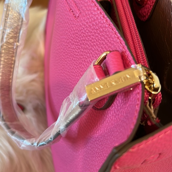 Anne Klein Purse - Picture 6 of 9